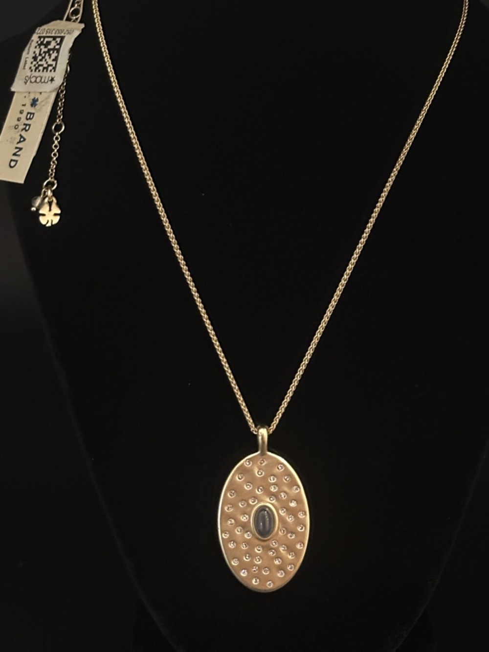 Lucky Brand Gold Oval Pendant Necklace with Black Center